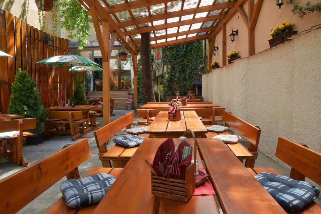Hostel Sklep براغ المظهر الخارجي الصورة